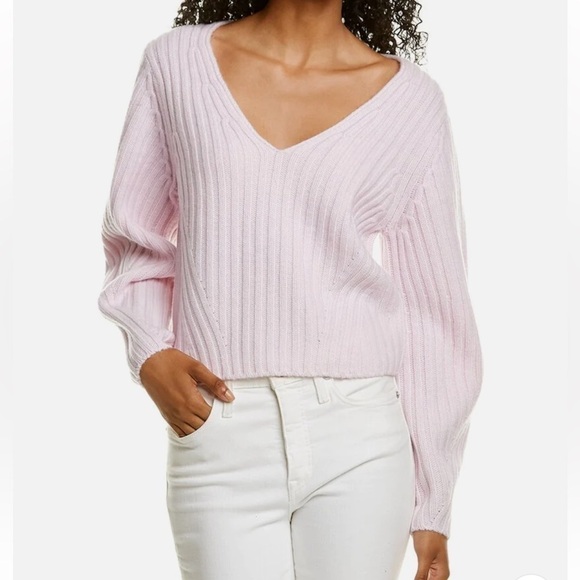 Vince 𝅺Full Sleeve Fitted V-Neck Wool & Cashmere-Blend Sweater Pink Sz L $425 - Picture 1 of 12